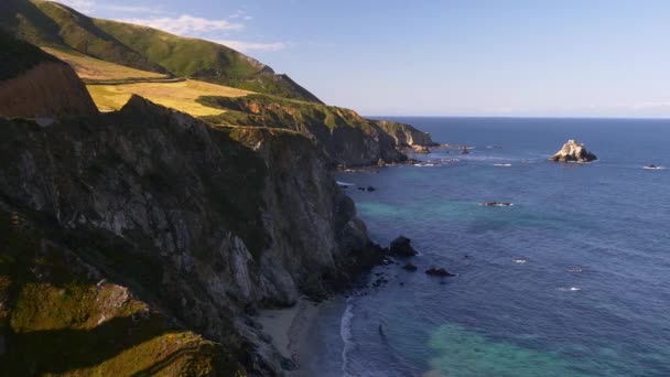 California kustlinje längs Big Sur — Stockvideo