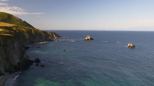 California kustlinje längs Big Sur — Stockvideo