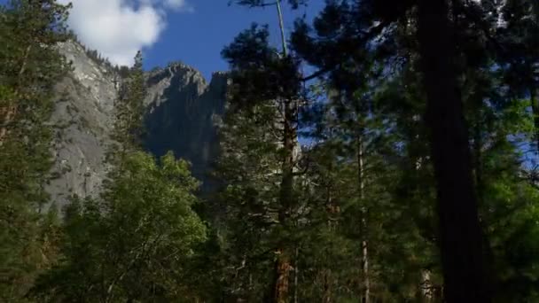 Μισό τρούλο στο εθνικό πάρκο Γιοσέμιτι — Αρχείο Βίντεο