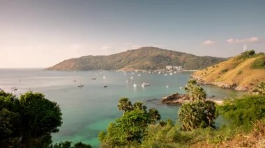 Sky beach phuket Adası