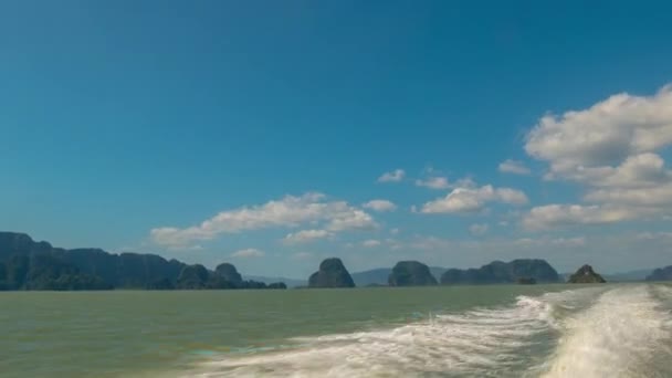 Dia de verão passeio de barco a motor ilha panorama 4k tempo lapso tailândia — Vídeo de Stock