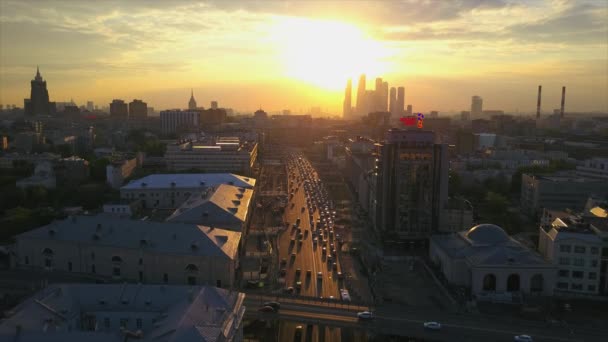 莫斯科日落天空著名的花园环状交通空中全景4K俄罗斯 — 图库视频影像