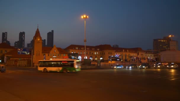 Nachtverlichting Met Stadsverkeer Qingdao Stad China — Stockvideo