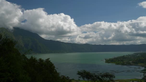 Słynna Panorama Wulkanu Jeziorem Wzgórzem Indonezja Wyspa Bali — Wideo stockowe
