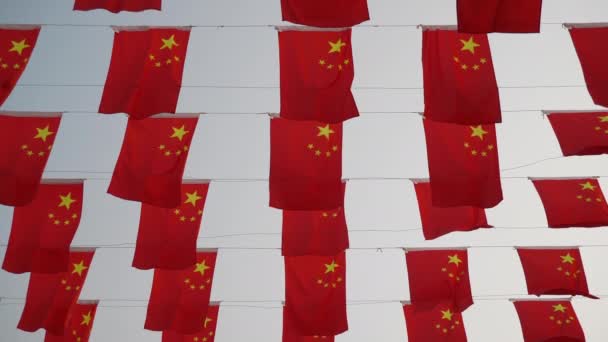 Güneşli Bir Gün Changsha Şehri Çin Ulusal Bayrakları Ipte Dalgalanır — Stok video