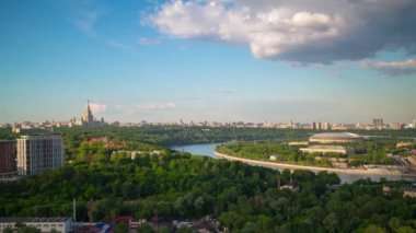 Luzhniki Stadyumu 'nun panoramik manzarası, Moskova, Rusya. 4k, zaman aşımı 