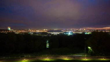 Luzhniki Stadyumu 'nun panoramik manzarası, Moskova, Rusya. 4k, zaman aşımı 