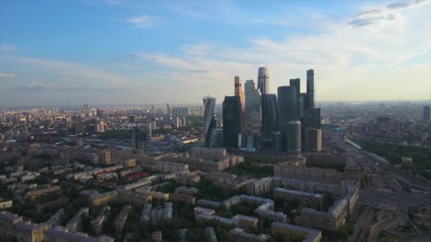 Soleggiata Serata Moderna Falce Città Aerea Panoramica Russia — Video Stock