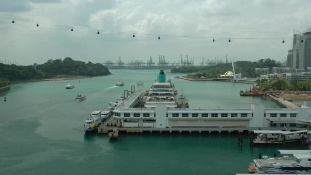 Panorama Aéreo Doca Cruzeiros Ilha Sentosa Cabo Cidade Singapura — Vídeo de Stock