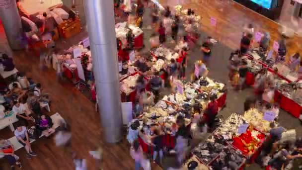 Переполненный Главный Зал Торгового Центра Сингапур Тайм — стоковое видео