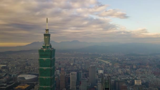 Flygfoto Molnigt Panorama Över Stadsbilden Med Berömda Torn Taipei Taiwan — Stockvideo