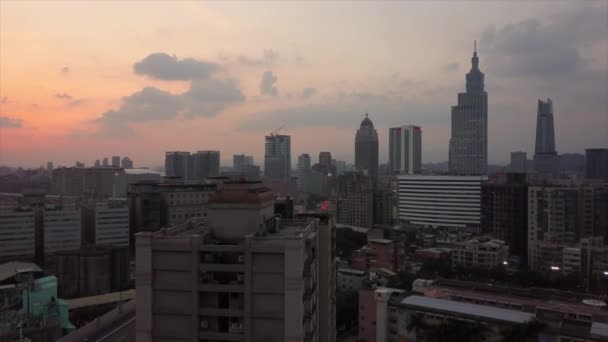 Atardecer Aéreo Del Paisaje Urbano Taipei Taiwán — Vídeo de stock