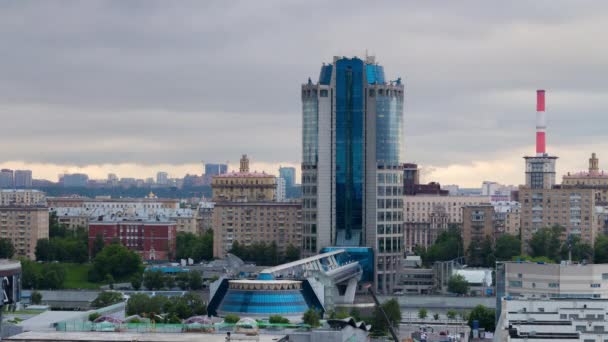 Afstand Uitzicht Moskoe Stad Rivierarchitectuur Stadsgezicht Panorama Rusland Tijdsverloop — Stockvideo