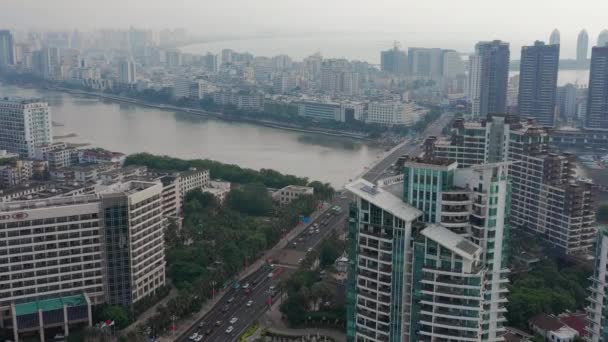 Aerial Topdown View Sanya Riverside Street Traffic Hainan Island China — ストック動画