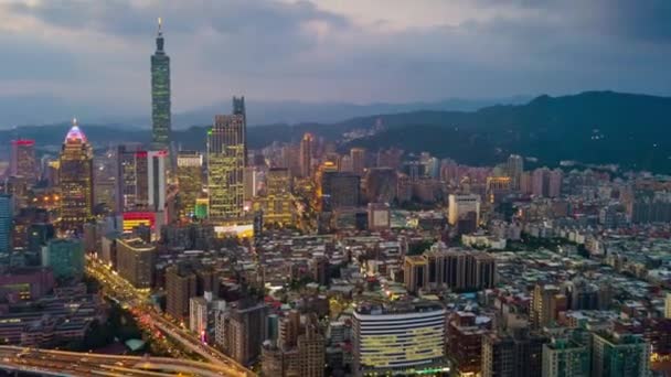 Soir Illuminé Paysage Urbain Avec Célèbre Tour Taipei Taiwan Délais — Video