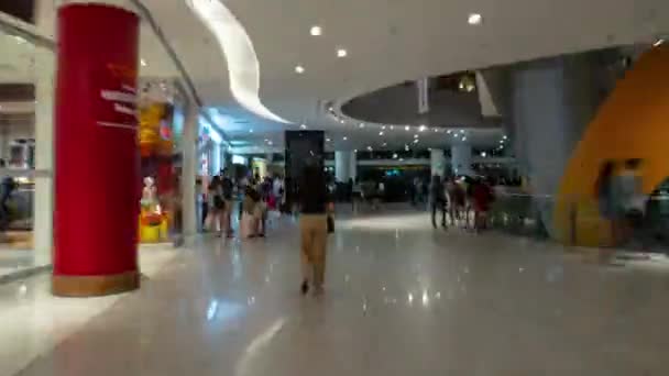Singapore Kaupungin Keskustassa Kuuluisa Ostoskeskus Kävely Timelapse Panoraama — kuvapankkivideo