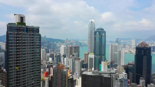 Letecké Panorama Přístavu Victoria Městskou Krajinou Dne Hong Kong — Stock video