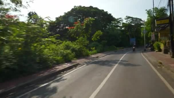 Sunny Day Bali Island Jimbaran District Scooter Road Trip Backside — ストック動画