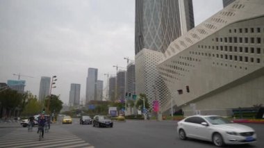 Nanjing şehrinde sokak trafiği, Çin, 4k panorama  