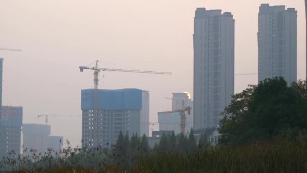 Solnedgång Tid Changsha Stad Lägenhet Komplex Konstruktion Slow Motion Panorama — Stockvideo