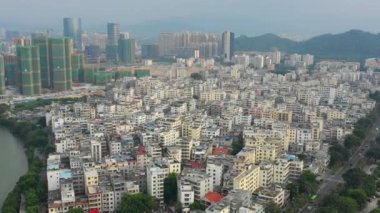 Sanya kasabasının havadan görünüşü, Hainan, Çin 4k 