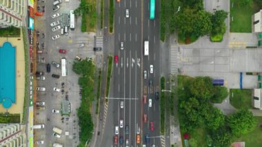 Sanya kasabasının havadan görünüşü, Hainan, Çin 4k 