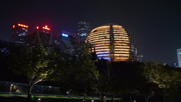 Hangzhou Stadt Innenstadt Nacht Beleuchtet Berühmten Modernen Gebäuden Quadrat Panorama — Stockvideo