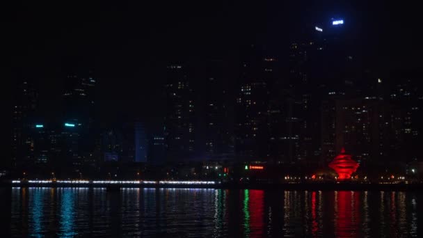 Noite Tempo Iluminado Qingdao Cidade Moderno Centro Baía Famoso Monumento — Vídeo de Stock