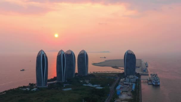 Повітряна Панорама Відомого Готелю Фенікс Місті Саня Острів Хайнан Китай — стокове відео