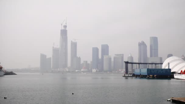 Tag Zeit Qingdao Stadt Dock Konzert Platz Innenstadt Bucht Panorama — Stockvideo