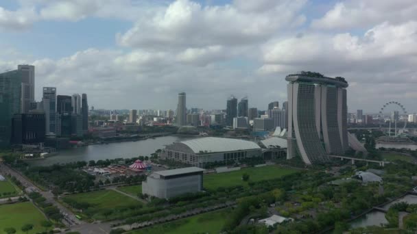 Antennenpanorama Über Singapurs Straßen Bei Tag — Stockvideo
