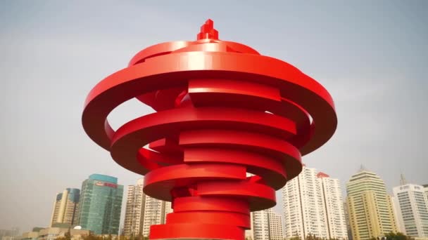 Zonnige Dag Qingdao Centrum Beroemde Monument Voorplein Centrum Panorama China — Stockvideo