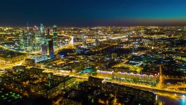 Noche Iluminada Calles Tráfico Ciudad Moscú Paisaje Urbano Aéreo Panorama — Vídeos de Stock