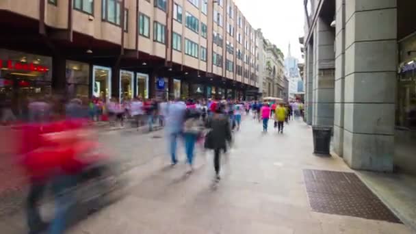 이탈리아 밀라노의 거리에 파노라마 — 비디오