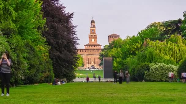 Time Lapse Panorama Van Het Beroemde Park Met Kasteel Milaan — Stockvideo