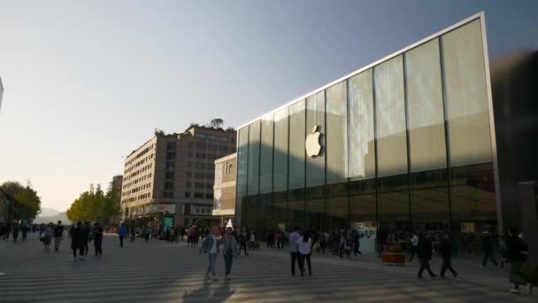 Hangzhou Chine Circa 2019 Les Gens Dans Rue Près Apple — Video