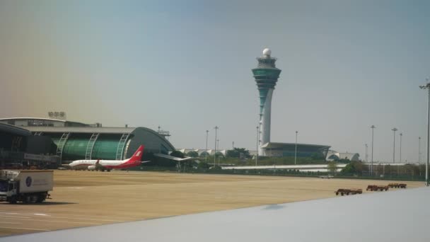 Сонячний День Міський Аеропорт Гуанчжоу Оглядає Панораму China — стокове відео