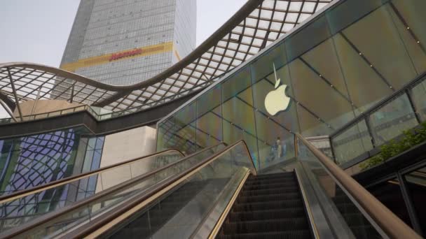 Guangzhou Cidade Centro Moderno Shopping Eletrônico Loja Janela Escada Rolante — Vídeo de Stock
