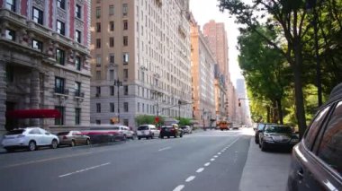 NEW YORK CITY - 20 EYLÜL, 2014: New York Şehri gündüz trafiği