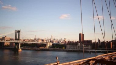 Yaz ışığı Brooklyn Köprüsü, Manhattan Panorama, 4K, zaman aşımı, ABD