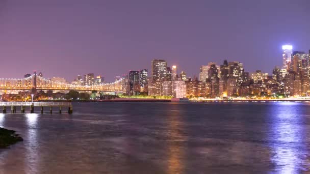 Manhattan Noche Semáforo Carretera Fluvial Time Lapse — Vídeos de Stock