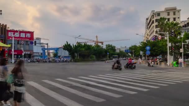 夜三亜市交通街パノラマ4Kタイムラプス海南島中国 — ストック動画