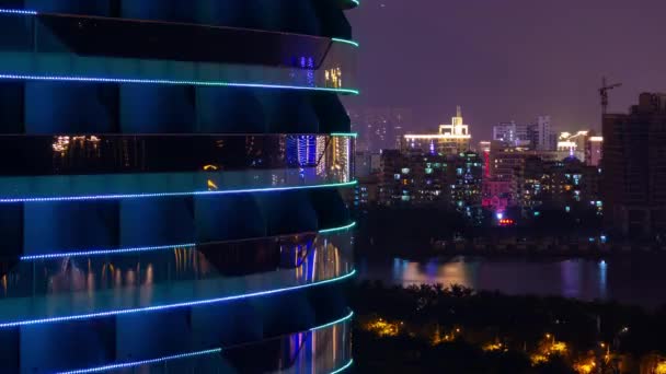 Sanya China Oktober 2018 Nacht Verlicht Sanya Stadsbaai Appartementencomplex Sanya — Stockvideo