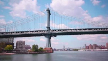 Yaz ışığı Brooklyn Köprüsü, Manhattan Panorama, 4K, zaman aşımı, ABD