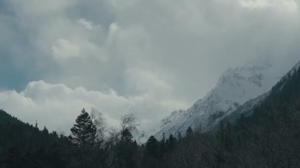 A gyönyörű hegyekkel Dombai time-lapse — Stock videók