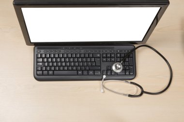 PC monitör ve stetoskop