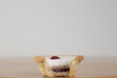 Kısmen yemiş bakewell tart