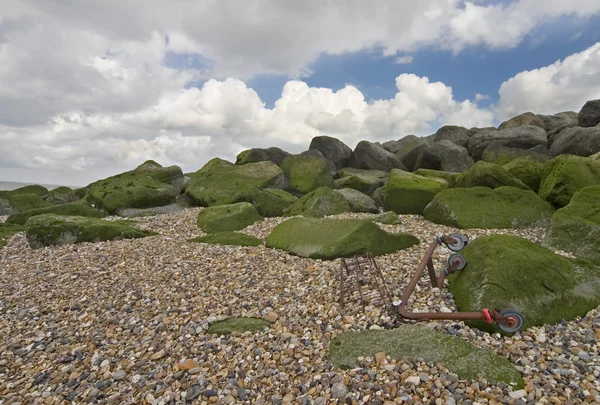 Trolly abandonné par les rochers — Photo