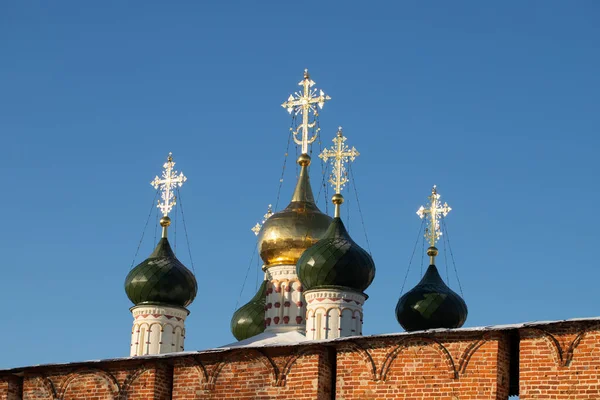 Zaraysk Kremlin Deki Nicholas Katedrali Nin Kubbeleri Kışın Güneşli Bir Telifsiz Stok Imajlar