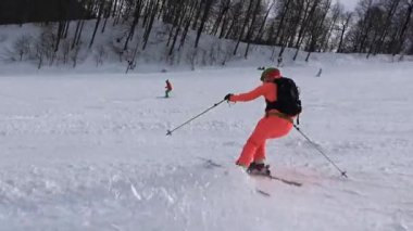 Rosa Khutor yamaçlarında Kayak heyecan verici..